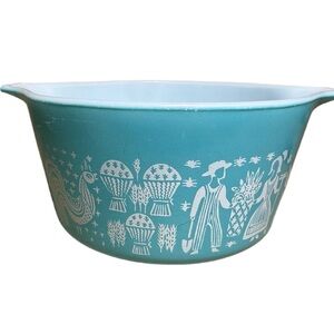 Pyrex Teal Mixing Bowl with White Design